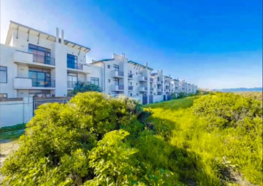 To Let 3 Bedroom Property for Rent in Muizenberg Western Cape